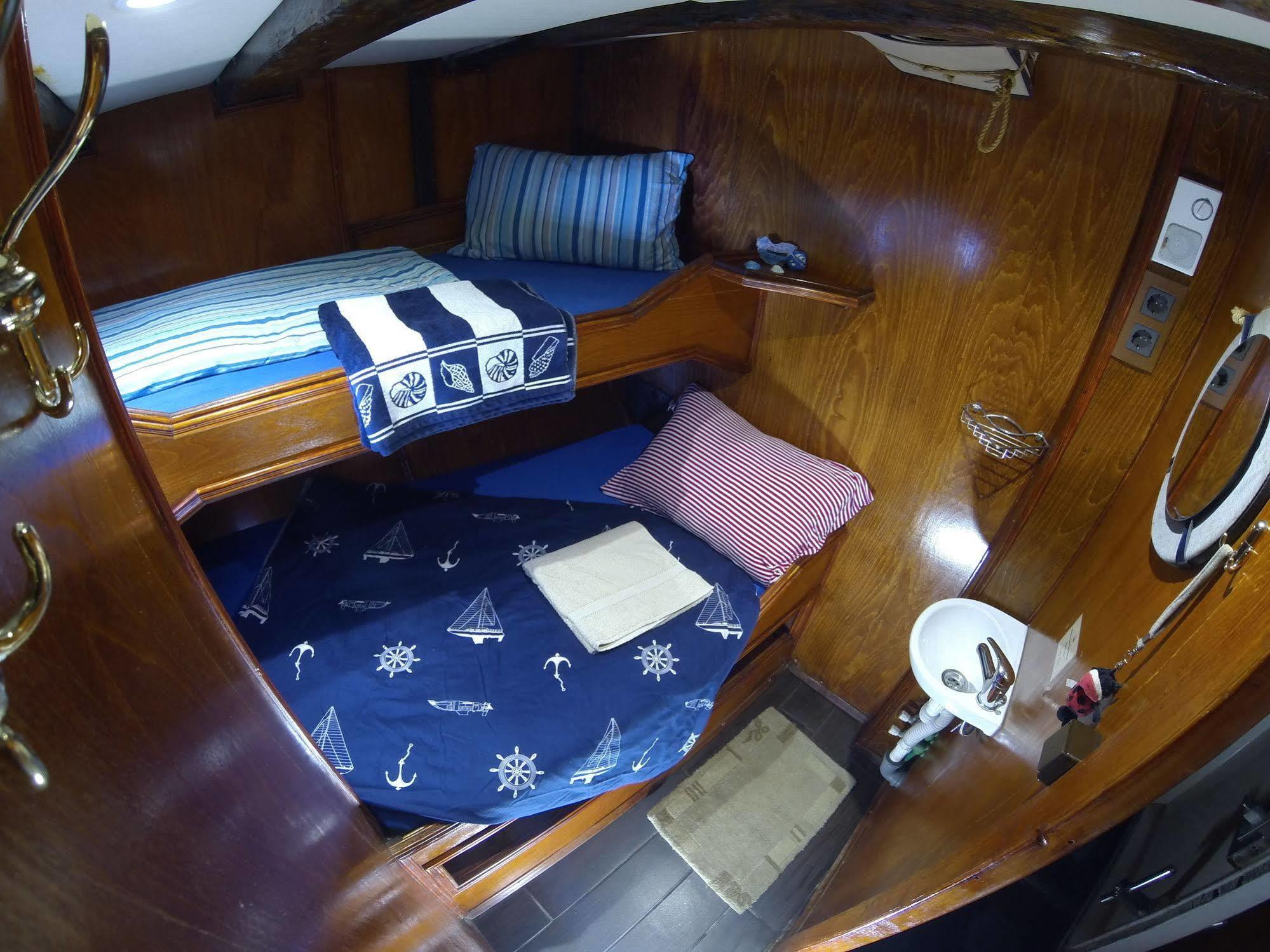 Boat Ms Cutty Jean Hotel Sliema Exterior foto